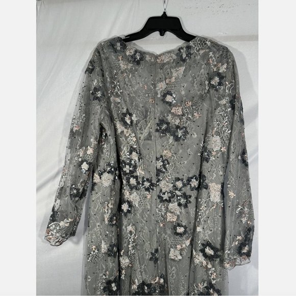 NWT $598 Mac Duggal [ 18W‎ ] Embellished Illusion Long Sleeve A Line Gown #Q542 - Picture 8 of 16